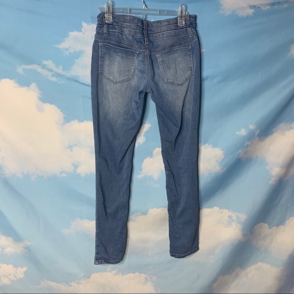 Mudd- Skinny Midrise Jeans - Picture 8 of 15